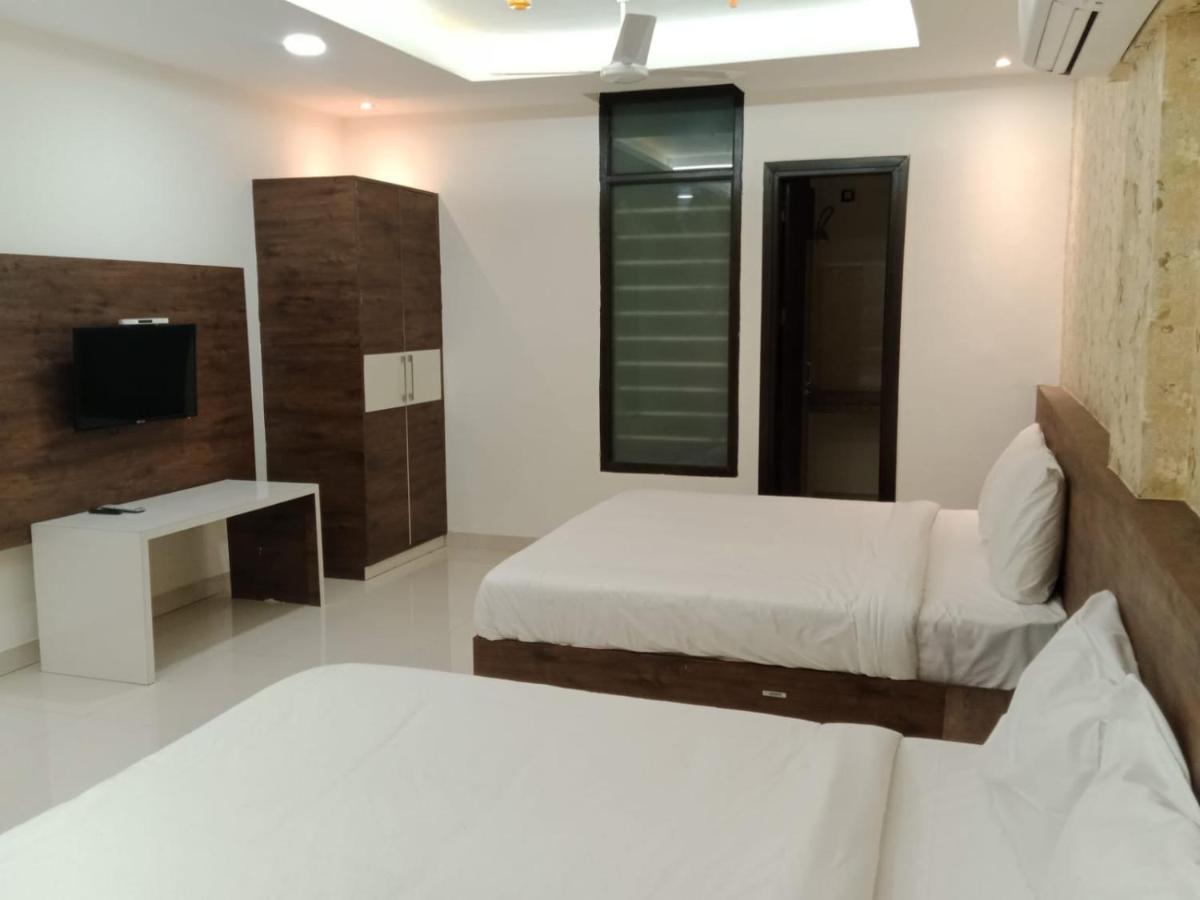 Hotel Golden Leaf Mohali Εξωτερικό φωτογραφία
