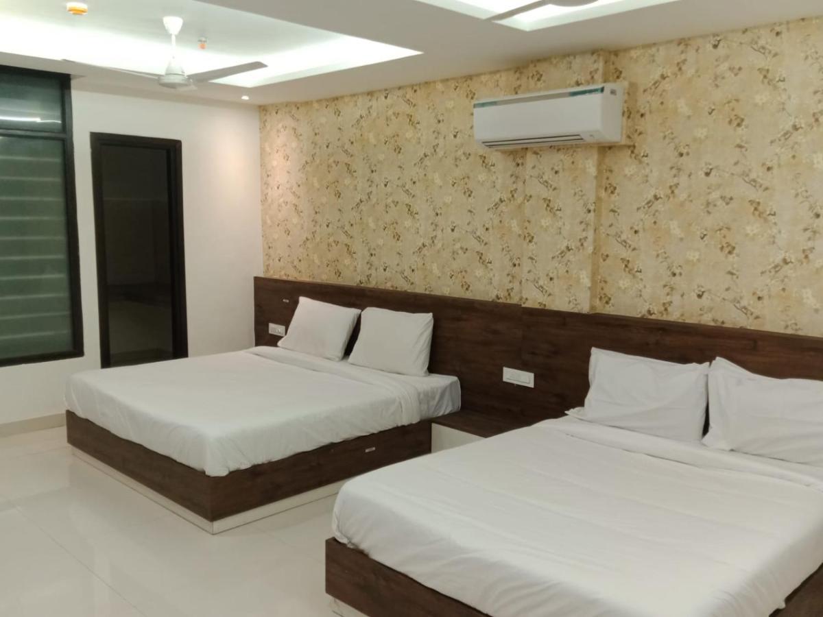 Hotel Golden Leaf Mohali Εξωτερικό φωτογραφία
